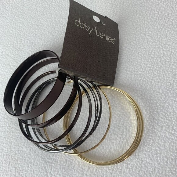 Daisy Fuentes 12 Piece Bangle Bracelets Set, Black, Brown, Gold Tone New - Picture 1 of 4